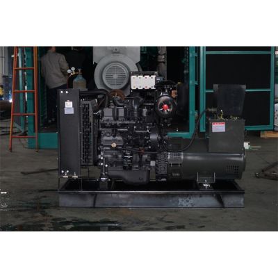 工廠直銷75KW柴油發(fā)電機(jī)，品牌有廣西玉柴、東方紅、斗山大宇、進(jìn)口沃爾沃等柴油發(fā)電機(jī)組。廠價(jià)直銷歡迎選購：13773399855。