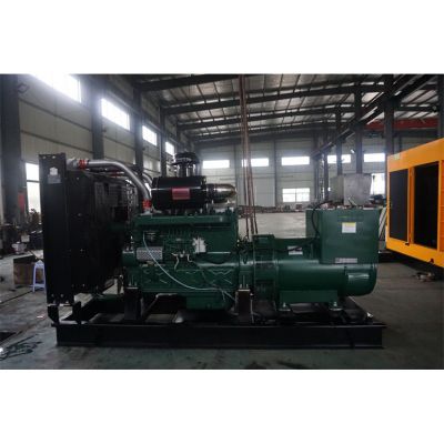 400kw凱普柴油發(fā)電機(jī)組-凱普6缸柴油機(jī)KG128ZL柴油發(fā)電機(jī)組,缸徑/行程：135/150mm,柴油發(fā)電機(jī)組水冷發(fā)動(dòng)機(jī)功率450KW,柴油發(fā)電機(jī)組配套馬拉松斯坦福發(fā)電機(jī)。廠價(jià)直銷(xiāo)歡迎選購(gòu)：13773399855。