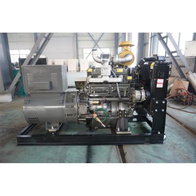 50kw濰柴裕興柴油發(fā)電機組-濰柴裕興4缸柴油機R4105ZD柴油發(fā)電機組,缸徑/行程：105/125mm,柴油發(fā)電機組水冷發(fā)動機功率62KW,柴油發(fā)電機組配套馬拉松斯坦福發(fā)電機。廠價直銷歡迎選購：13773399855。