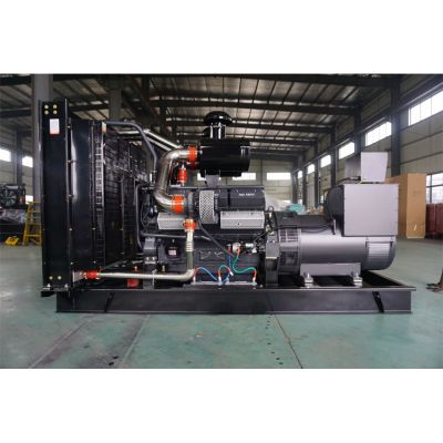 500kw申動柴油發(fā)電機組-申動12缸柴油機SD25G690D2柴油發(fā)電機組,缸徑/行程：135/150mm,柴油發(fā)電機組水冷發(fā)動機功率505KW,柴油發(fā)電機組配套馬拉松斯坦福發(fā)電機。廠價直銷歡迎選購：13773399855。