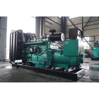 350kw上柴正新柴油發(fā)電機(jī)組-上柴正新6缸柴油機(jī)SC15G500D2柴油發(fā)電機(jī)組,缸徑/行程：135/165mm,柴油發(fā)電機(jī)組水冷發(fā)動機(jī)功率363KW,柴油發(fā)電機(jī)組配套馬拉松斯坦福發(fā)電機(jī)。廠價(jià)直銷歡迎選購：13773399855。
