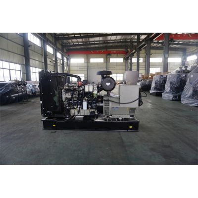 120kw珀金斯柴油發(fā)電機組-珀金斯6缸柴油機1106A-70TAG2柴油發(fā)電機組,缸徑/行程：105/135mm,柴油發(fā)電機組水冷發(fā)動機功率153KW,柴油發(fā)電機組配套馬拉松斯坦福發(fā)電機。廠價直銷歡迎選購：13773399855。