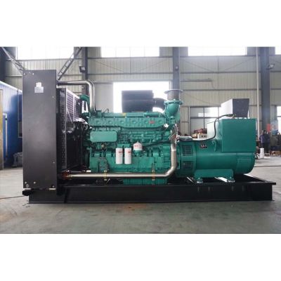 600kw玉柴柴油發(fā)電機組-玉柴6缸柴油機YC6TD840-D31柴油發(fā)電機組,缸徑/行程：152/180mm,柴油發(fā)電機組水冷發(fā)動機功率616KW,柴油發(fā)電機組配套馬拉松斯坦福發(fā)電機。廠價直銷歡迎選購：13773399855。