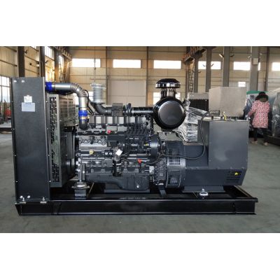 150kw上柴股份柴油發(fā)電機組-上柴股份6缸柴油機SC7H250D2柴油發(fā)電機組,缸徑/行程：105/124mm,柴油發(fā)電機組水冷發(fā)動機功率185KW,柴油發(fā)電機組配套馬拉松斯坦福發(fā)電機。廠價直銷歡迎選購：13773399855。