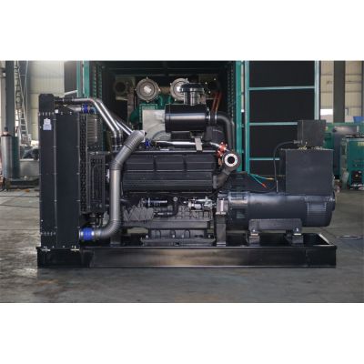 600kw上柴股份柴油發(fā)電機組-上柴股份12缸柴油機SC27G900D2柴油發(fā)電機組,缸徑/行程：135/155mm,柴油發(fā)電機組水冷發(fā)動機功率662KW,柴油發(fā)電機組配套馬拉松斯坦福發(fā)電機。廠價直銷歡迎選購：13773399855。