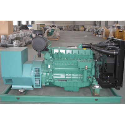 50kw大連道依茨柴油發(fā)電機(jī)組-大連道依茨4缸柴油機(jī)BF4M2012C柴油發(fā)電機(jī)組,缸徑/行程：101/126mm,柴油發(fā)電機(jī)組水冷發(fā)動機(jī)功率75KW,柴油發(fā)電機(jī)組配套馬拉松斯坦福發(fā)電機(jī)。廠價直銷歡迎選購：13773399855。