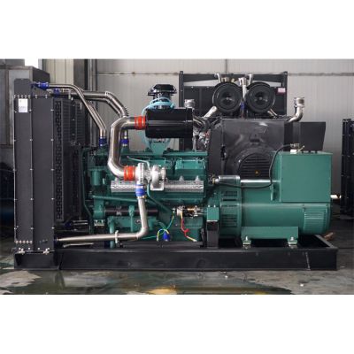 600kw南通股份柴油發(fā)電機(jī)組-南通股份12缸柴油機(jī)TCR550柴油發(fā)電機(jī)組,缸徑/行程：135/158mm,柴油發(fā)電機(jī)組水冷發(fā)動機(jī)功率605KW,柴油發(fā)電機(jī)組配套馬拉松斯坦福發(fā)電機(jī)。廠價直銷歡迎選購：13773399855。