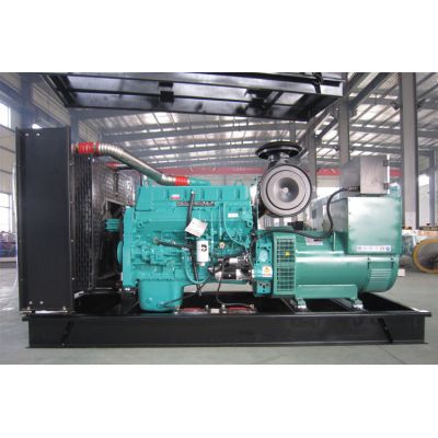 200kw重慶康明斯柴油發(fā)電機組-重慶康明斯6缸柴油機MTA11-G2柴油發(fā)電機組,缸徑/行程：125/147mm,柴油發(fā)電機組水冷發(fā)動機功率246KW,柴油發(fā)電機組配套馬拉松斯坦福發(fā)電機。廠價直銷歡迎選購：13773399855。