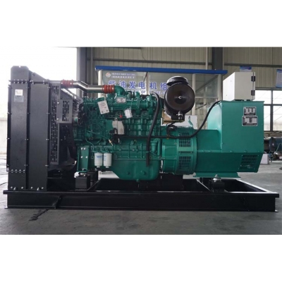 150kw玉柴柴油發(fā)電機(jī)組-玉柴6缸柴油機(jī)YC6A245-D30柴油發(fā)電機(jī)組,缸徑/行程：108/132mm,柴油發(fā)電機(jī)組水冷發(fā)動(dòng)機(jī)功率181KW,柴油發(fā)電機(jī)組配套馬拉松斯坦福發(fā)電機(jī)。廠價(jià)直銷歡迎選購：13773399855。
