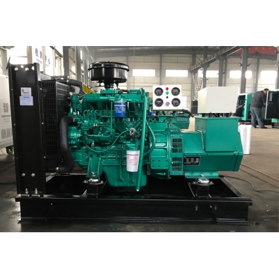 40KW玉柴柴油發(fā)電機(jī)組-玉柴2缸柴油機(jī)YCD4N23H8-60,柴油發(fā)電機(jī)組缸徑/行程：93/103mm,柴油發(fā)電機(jī)組水冷發(fā)動(dòng)機(jī)功率44KW,柴油發(fā)電機(jī)組配套馬拉松斯坦福發(fā)電機(jī)。廠價(jià)直銷(xiāo)歡迎選購(gòu)：13773399855。