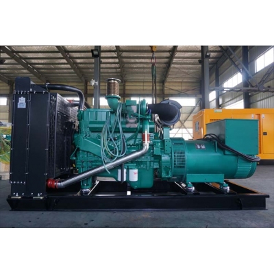 300kw玉柴柴油發(fā)電機(jī)組-玉柴6缸柴油機(jī)YC6MJ500L-D21柴油發(fā)電機(jī)組,缸徑/行程：131/145mm,柴油發(fā)電機(jī)組水冷發(fā)動機(jī)功率367kW,柴油發(fā)電機(jī)組配套馬拉松斯坦福發(fā)電機(jī)。廠價直銷歡迎選購：13773399855。