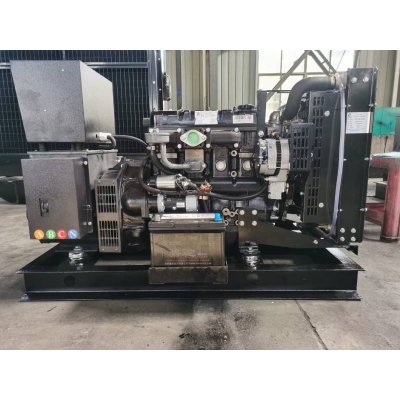 15kw上柴股份柴油發(fā)電機(jī)組-上柴動力4缸柴油機(jī)4Z2.3-G11柴油發(fā)電機(jī)組,缸徑/行程：85/100mm,柴油發(fā)電機(jī)組水冷發(fā)動機(jī)功率18KW,柴油發(fā)電機(jī)組配套馬拉松斯坦福發(fā)電機(jī)。廠價直銷歡迎選購：13773399855。